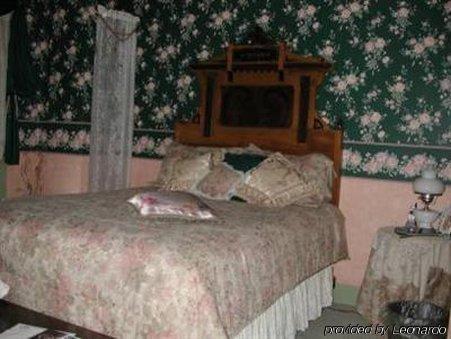 Rocking Horse Inn Ravenna Номер фото