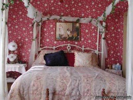 Rocking Horse Inn Ravenna Номер фото